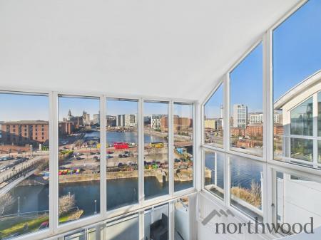 2 bedroom Flat for sale in Royal Quay, City Centre, Liverpool, L3