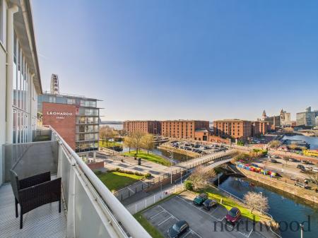 2 bedroom Flat for sale in Royal Quay, City Centre, Liverpool, L3