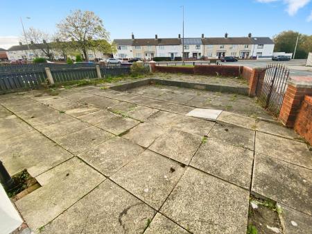 2 bedroom End of terrace house for sale in Sceptre Road, Croxteth, Liverpool, L11