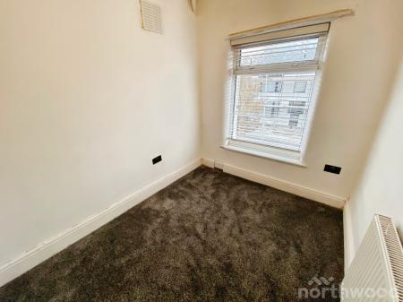 3 bedroom Semi-detached house for sale in Shrewsbury Avenue, Waterloo, Liverpool, L22