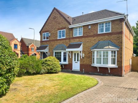3 bedroom Semi-detached house for sale in Valiant Close, Liverpool, L12