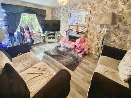 2 bedroom Flat for sale in Wervin Road, Kirkby, Liverpool, L32