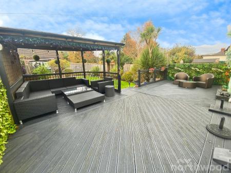 3 bedroom Semi-detached house for sale in Yew Tree Lane, West Derby, Liverpool, L12