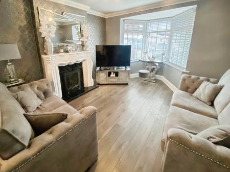 4 bedroom Semi-detached house for sale in Circular Road West, Norris Green, Liverpool, L11