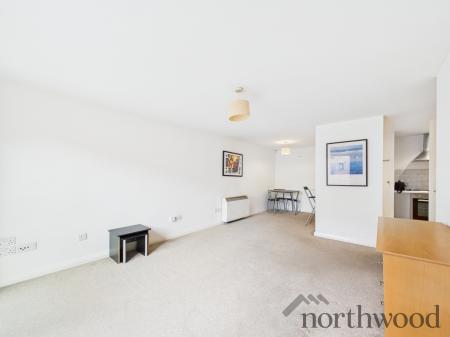 2 bedroom Flat to let in 10 Maddison Square, City Centre, Liverpool, L1