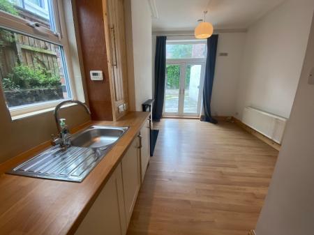 1 bedroom Flat to let in Mines Avenue, Aigburth, Liverpool, L17