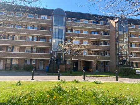 1 bedroom Flat to let in Minster Court, Edge Hill, Liverpool, L7