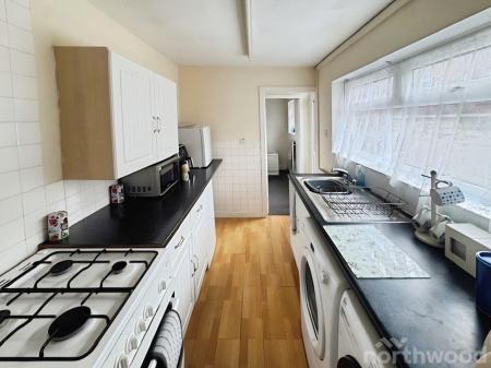2 bedroom End of terrace house to let in Rowsley Grove, Aintree, Liverpool, L9