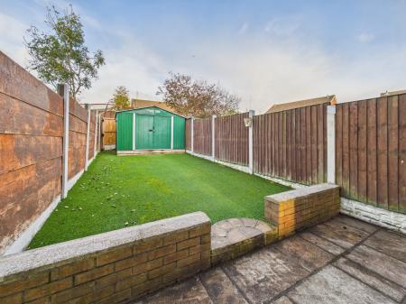 2 bedroom Terraced House to let in Beattock Close, Kirkby