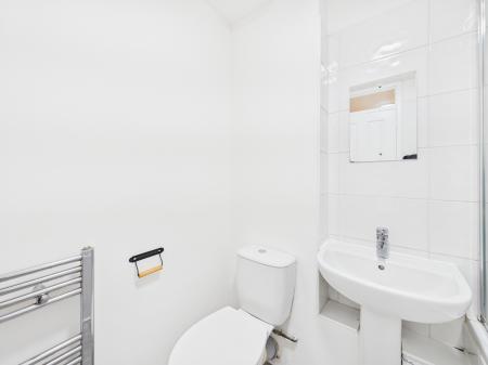 2 bedroom Terraced House to let in Beattock Close, Kirkby