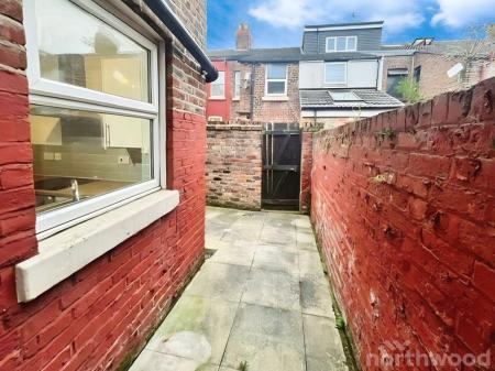 3 bedroom Terraced House to let in Romer Road, Kensington, Liverpool, L6