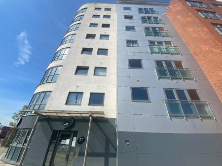 2 bedroom Flat to let in Leeds Street, City Centre, Liverpool, L3