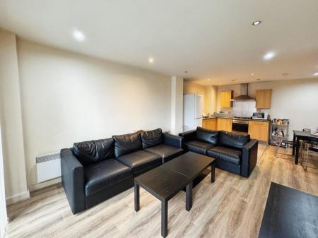 2 bedroom Flat to let in Leeds Street, City Centre, Liverpool, L3