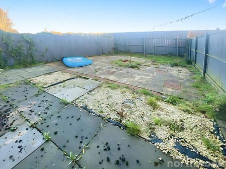 2 bedroom End of terrace house to let in Sceptre Road, Croxteth, Liverpool, L11