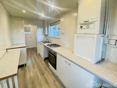 2 bedroom End of terrace house to let in Sceptre Road, Croxteth, Liverpool, L11