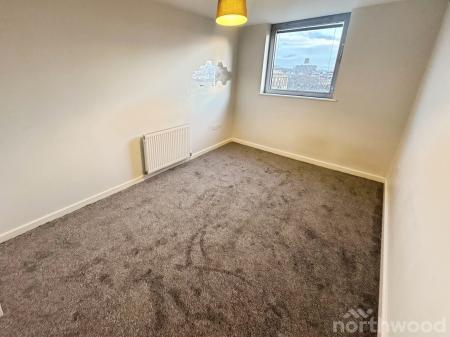 2 bedroom Flat to let in Bispham House, City Centre