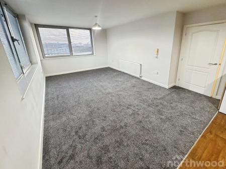 2 bedroom Flat to let in Bispham House, City Centre