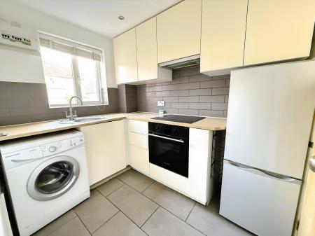 1 bedroom Cluster house for sale in Twigden Court - S, Leagrave, Luton, LU3