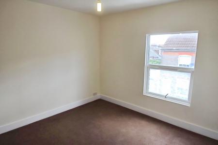 2 bedroom Flat to let in Cowper Street, Town Centre, Luton, LU1