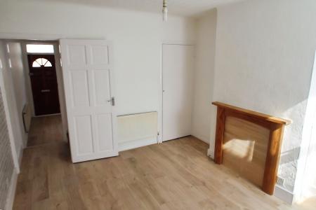 2 bedroom Flat to let in Cowper Street, Town Centre, Luton, LU1