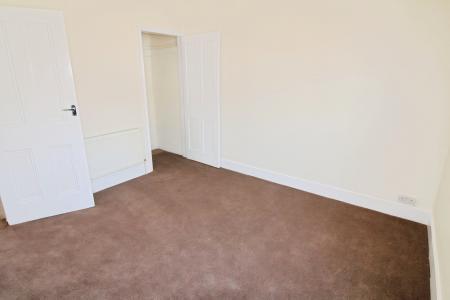 2 bedroom Flat to let in Cowper Street, Town Centre, Luton, LU1