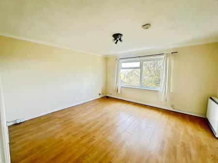 1 bedroom Flat to let in Gregories Close, Town Centre, Luton, LU3