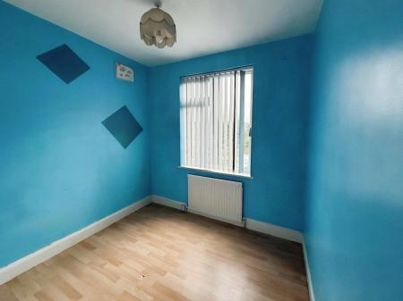3 bedroom Terraced House to let in Chester Avenue, Luton, LU4