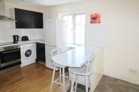 1 bedroom Flat to let in Wellington Street, Town Centre, Luton, LU1