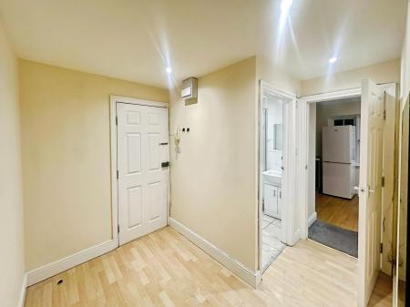 1 bedroom Flat to let in Wellington Street, Town Centre, Luton, LU1