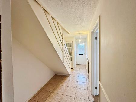 3 bedroom End of terrace house to let in Peregrine Road, Lewsey Farm, Luton, LU4