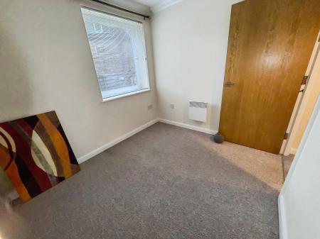 2 bedroom Flat to let in 118 Midland Road, Town Centre, Luton, LU2