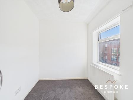 2 bedroom End of terrace house for sale in Allen Street, Macclesfield, SK11