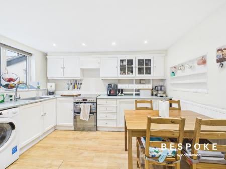 3 bedroom Terraced House for sale in High Street, Macclesfield, SK11