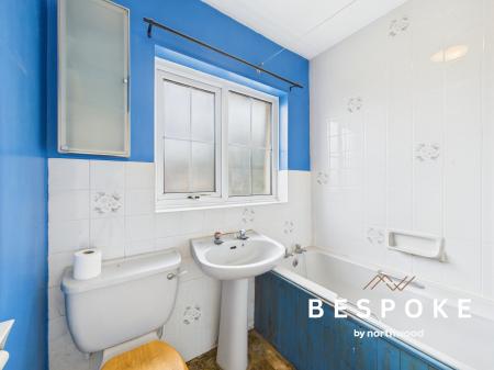 2 bedroom End of terrace house for sale in Home Farm Avenue, Macclesfield, SK10