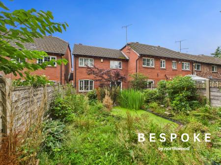 2 bedroom End of terrace house for sale in Home Farm Avenue, Macclesfield, SK10