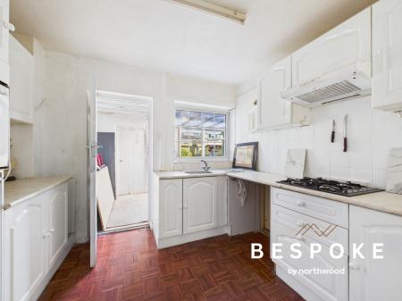 2 bedroom Terraced House for sale in Renfrew Close, Macclesfield, SK10