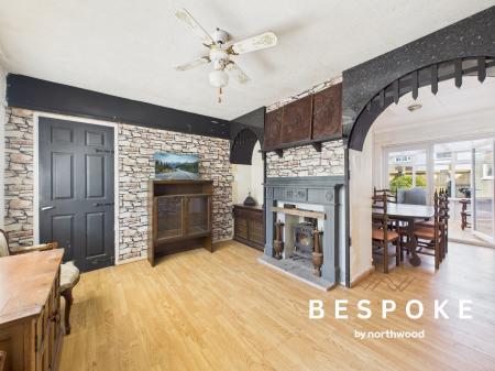 2 bedroom Terraced House for sale in Renfrew Close, Macclesfield, SK10