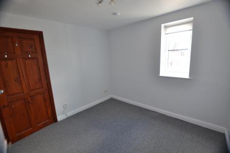 1 bedroom Flat for sale in Stamford Road, Macclesfield, SK11