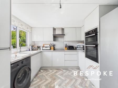 3 bedroom Park home for sale in Willow Close, Knutsford, WA16