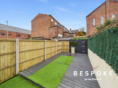 2 bedroom End of terrace house for sale in Brown Street, Macclesfield, SK11