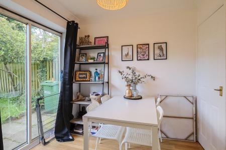 3 bedroom Detached house to let in Kentwell Drive, Macclesfield, SK10