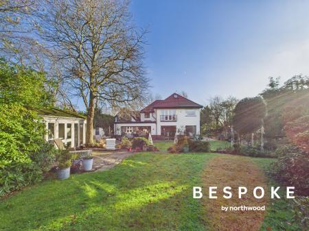 6 bedroom Detached house for sale in Gawsworth Road, Macclesfield, SK11