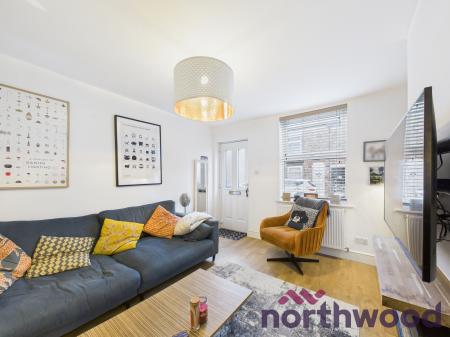 2 bedroom Terraced House to let in Brown Street, Macclesfield, SK11