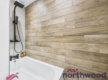 2 bedroom Terraced House to let in Brown Street, Macclesfield, SK11