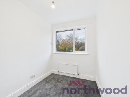 4 bedroom Detached house to let in Rugby Drive, Macclesfield, SK10