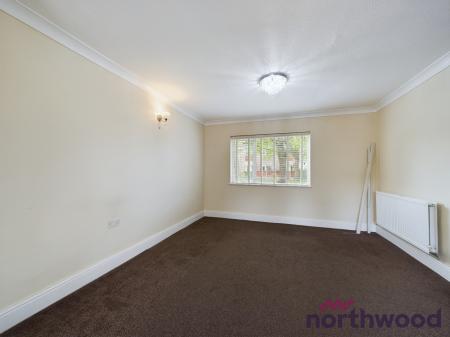 3 bedroom Mews house to let in Kennedy Ave, Macclesfield, SK10