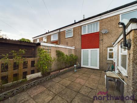 3 bedroom Mews house to let in Kennedy Ave, Macclesfield, SK10
