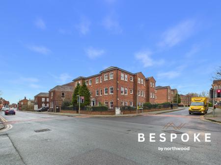 2 bedroom Flat for sale in Higher Hillgate, Stockport, SK1