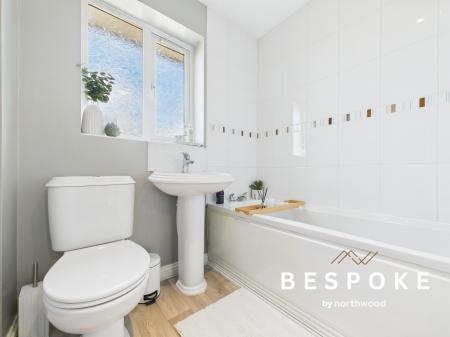 4 bedroom Town house for sale in Foxholme Court, Crewe, CW1