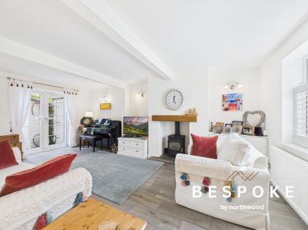 3 bedroom Cottage for sale in Hollands Place, Macclesfield, SK11